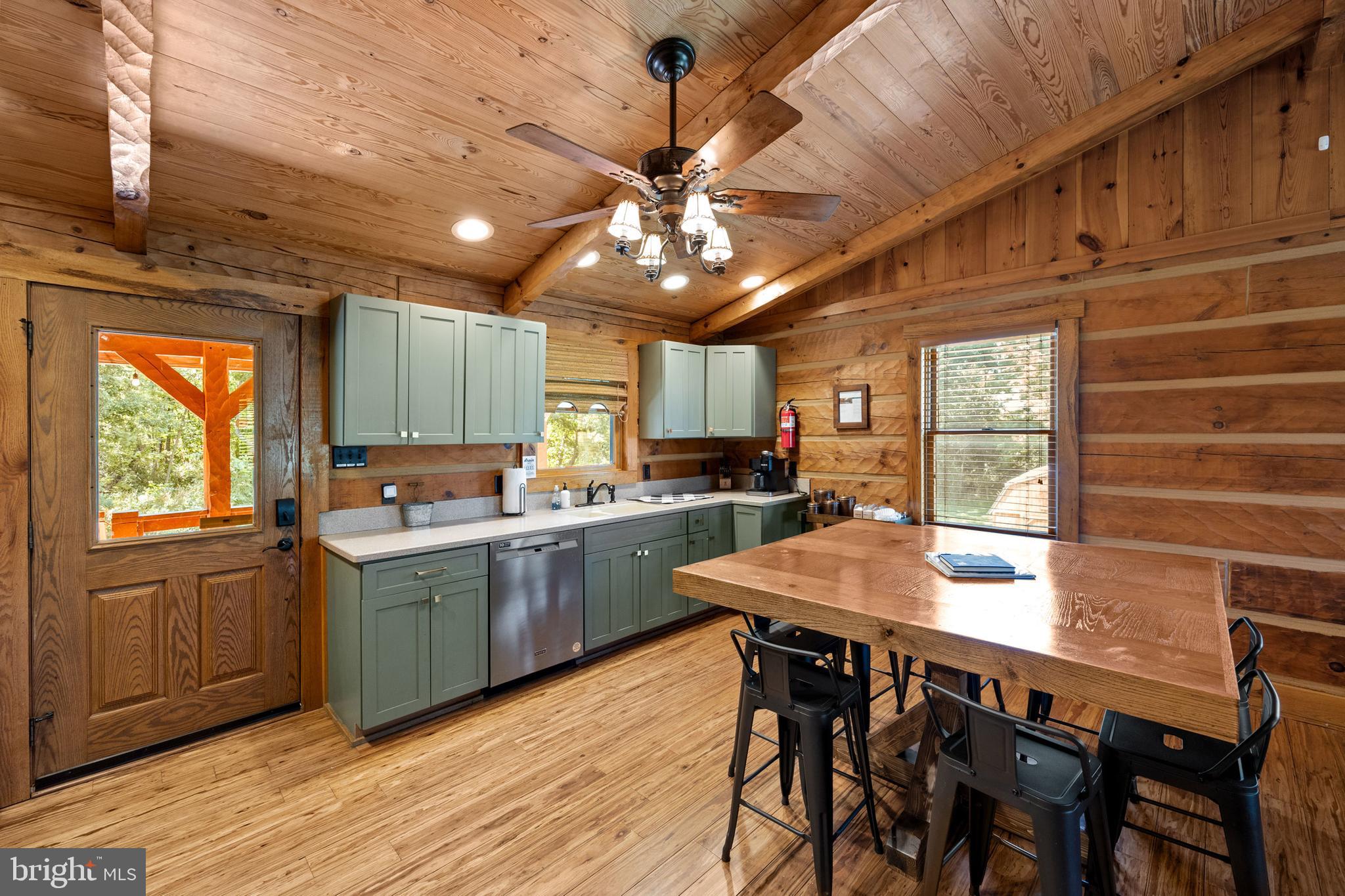 Open concept kitchen / dining area