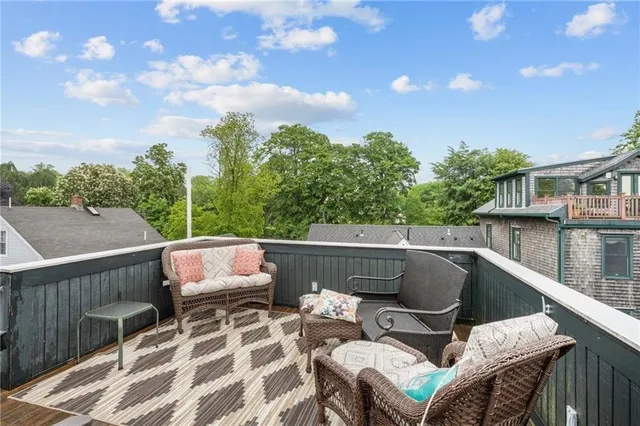 $3,400 | 7 Bacheller Street, Newport, RI 02840