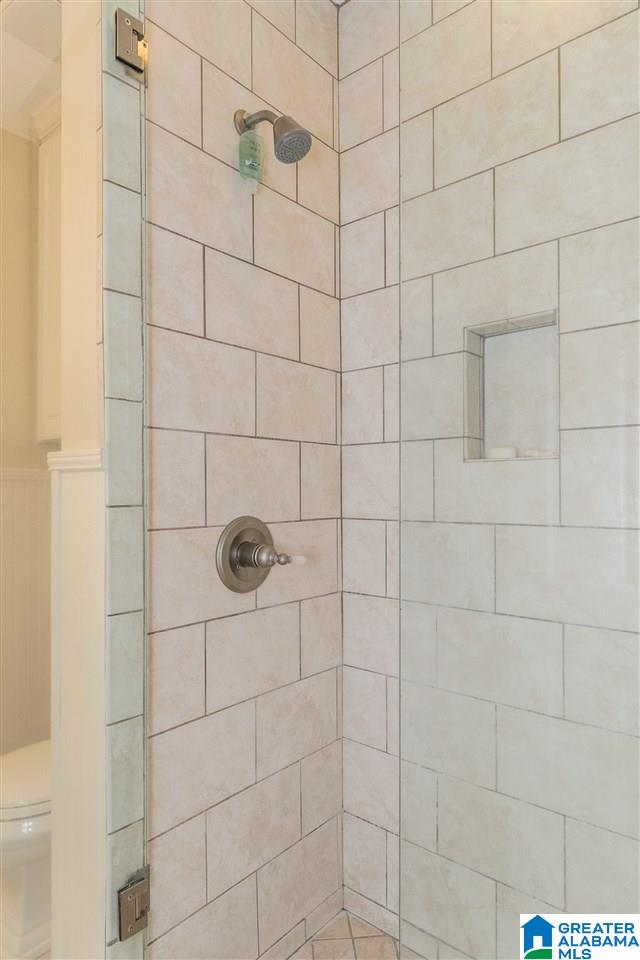 1729 Kensington Road Birmingham, AL 35209 - Photo 32 of 39