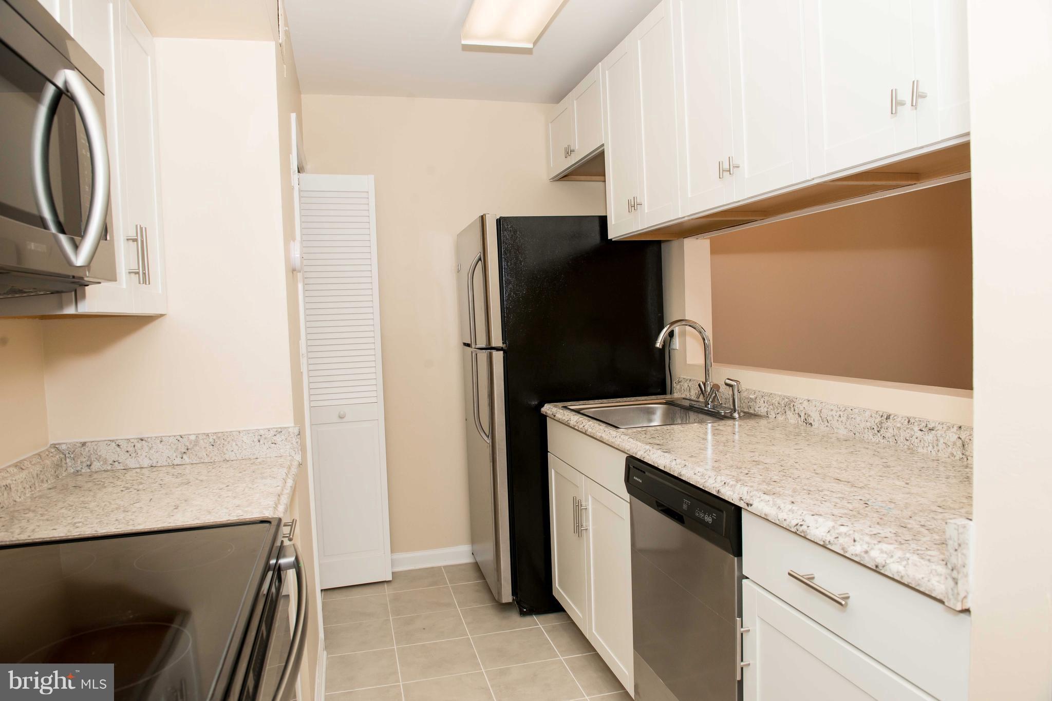 12133 Dove Circle Laurel, MD 20708 - Photo 18 of 19 Kitchen