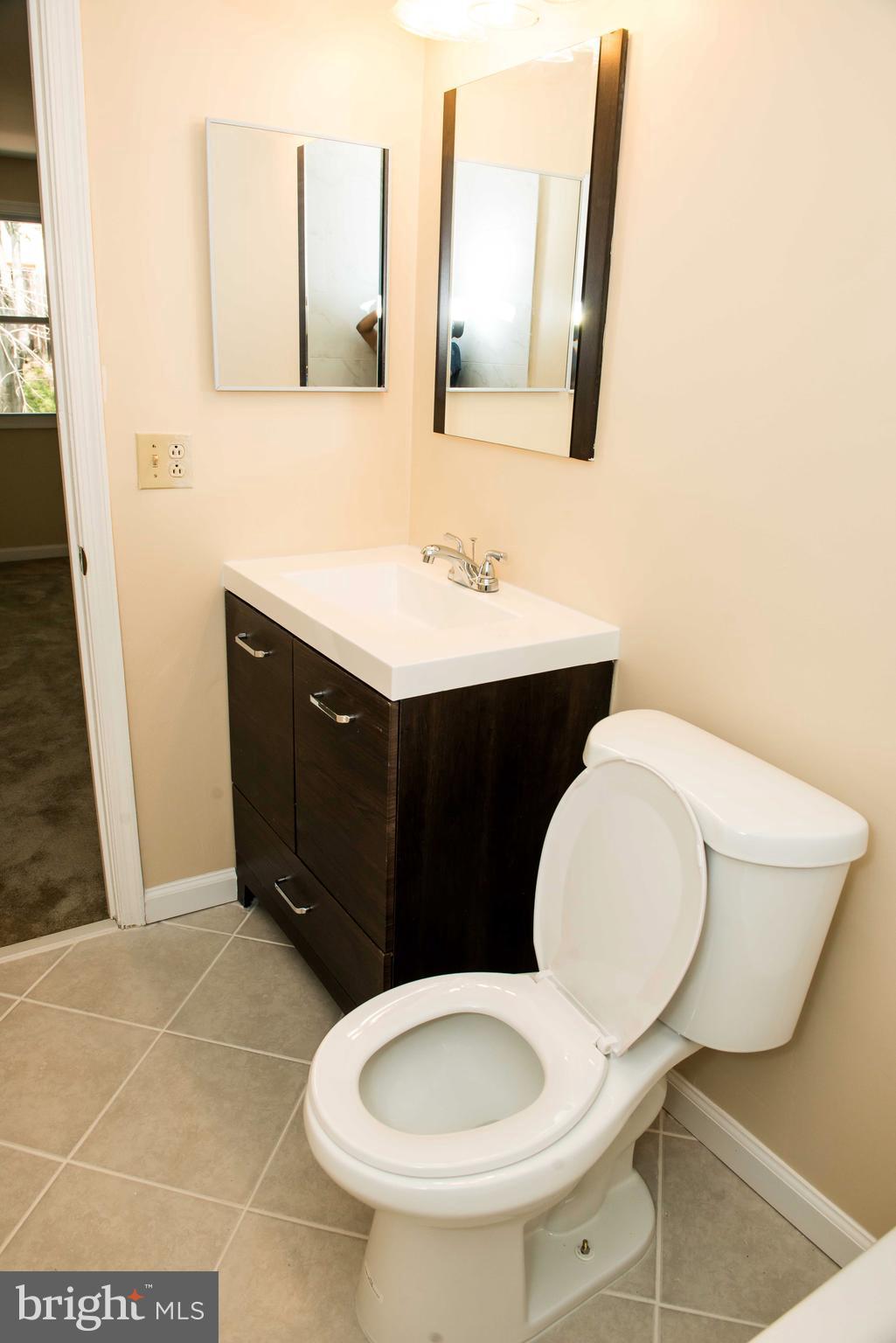 12133 Dove Circle Laurel, MD 20708 - Photo 5 of 19 Bath (Master)