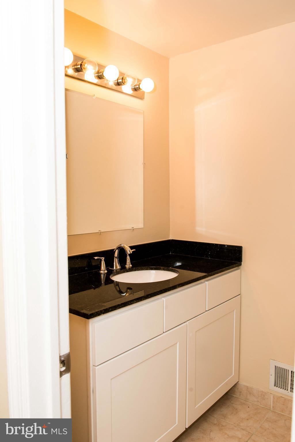 12133 Dove Circle Laurel, MD 20708 - Photo 7 of 19 Bath