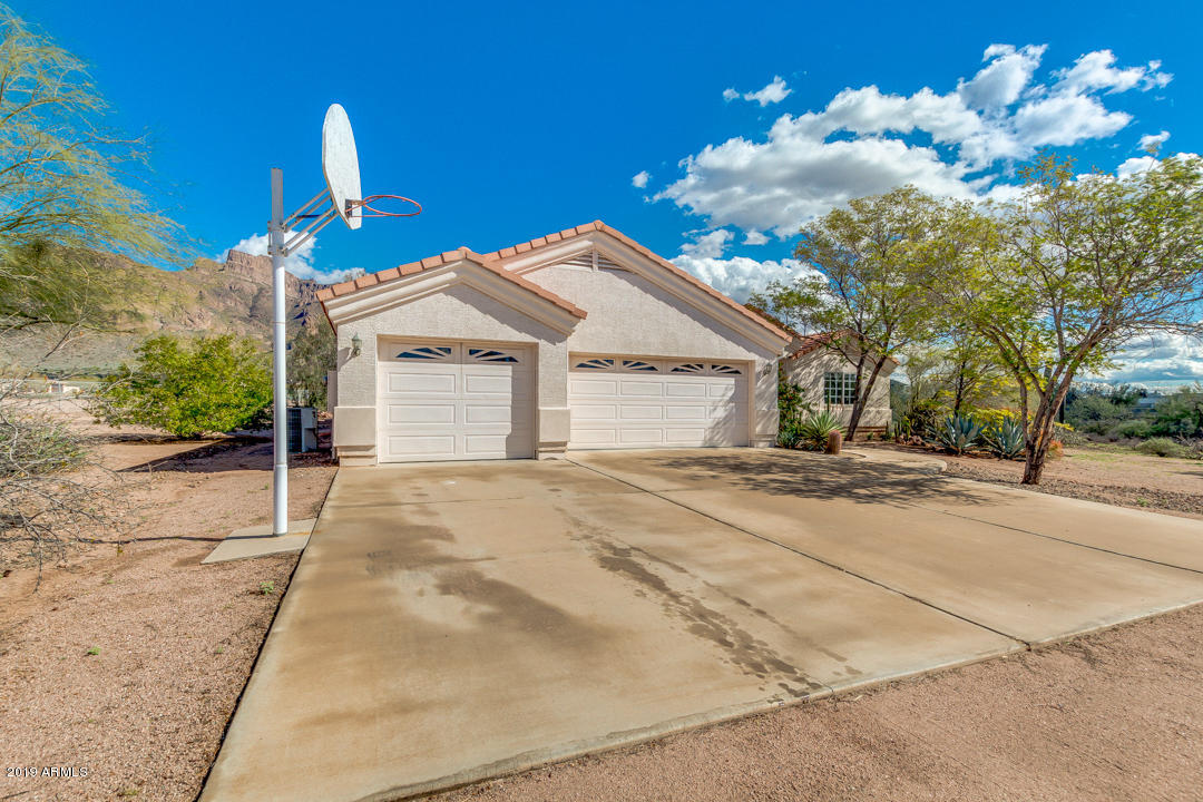 721 North Val Vista Road Apache Junction, AZ 85119 - Photo 3 of 50 03-Val Vista