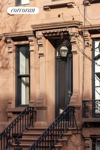 $9,600,000 | 53 West 71st Street | Upper West Side