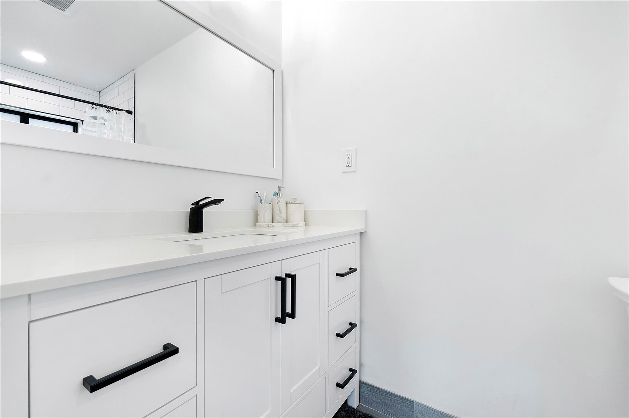 1881 Northeast 27th Street Lighthouse Point, FL 33064 - Photo 14 of 36 Photo 14