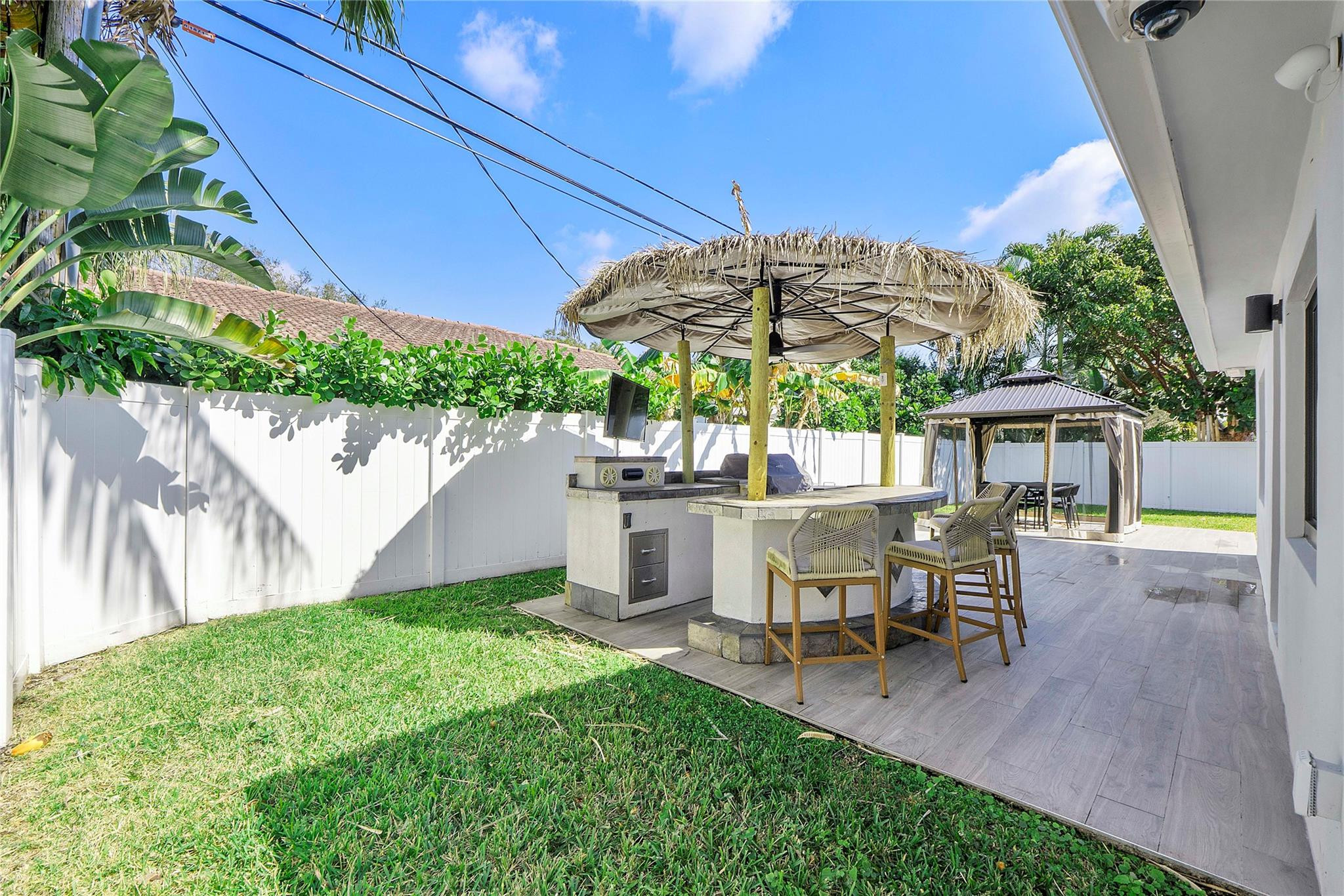 1881 Northeast 27th Street Lighthouse Point, FL 33064 - Photo 24 of 36 Photo 24