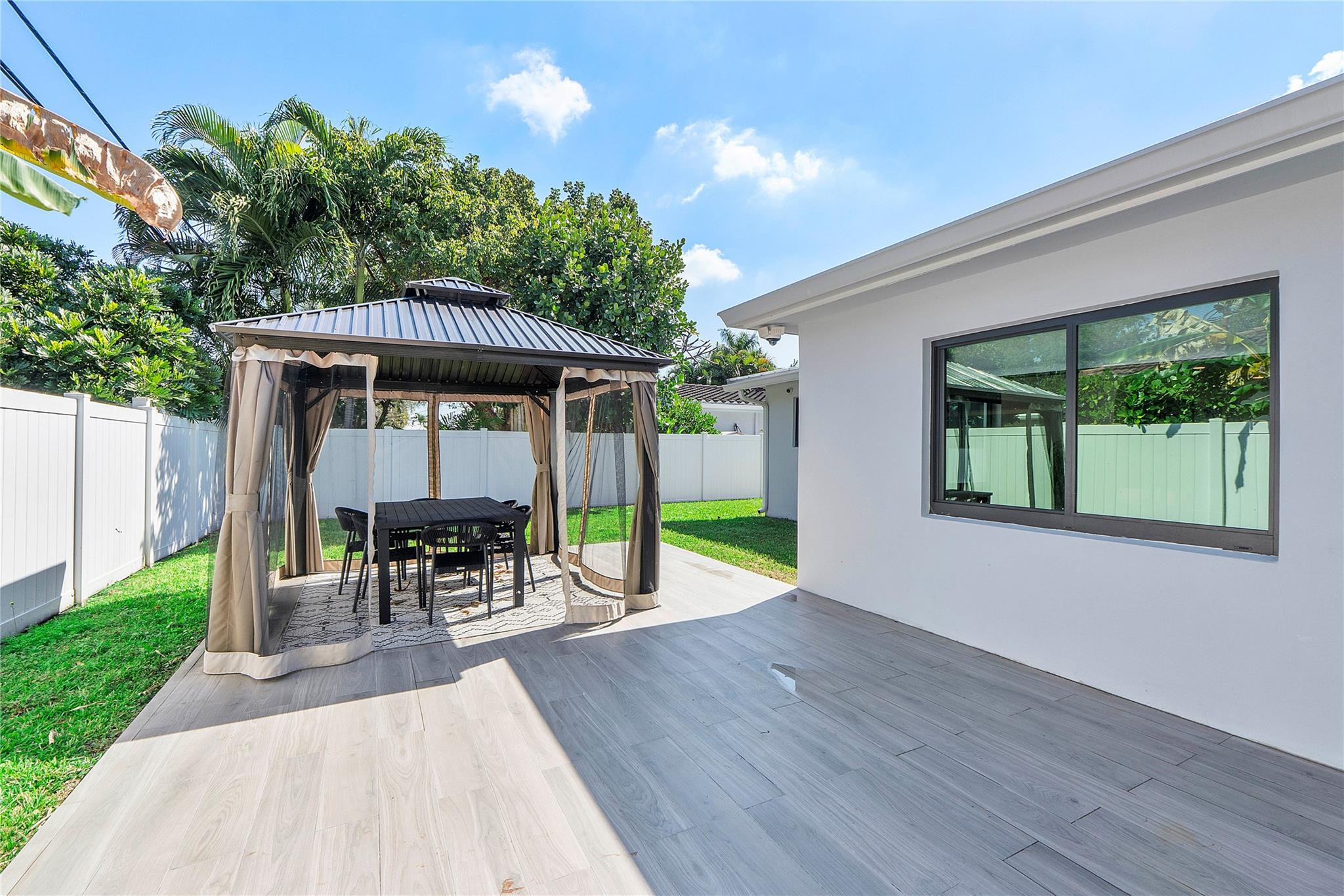 1881 Northeast 27th Street Lighthouse Point, FL 33064 - Photo 26 of 36 Photo 26