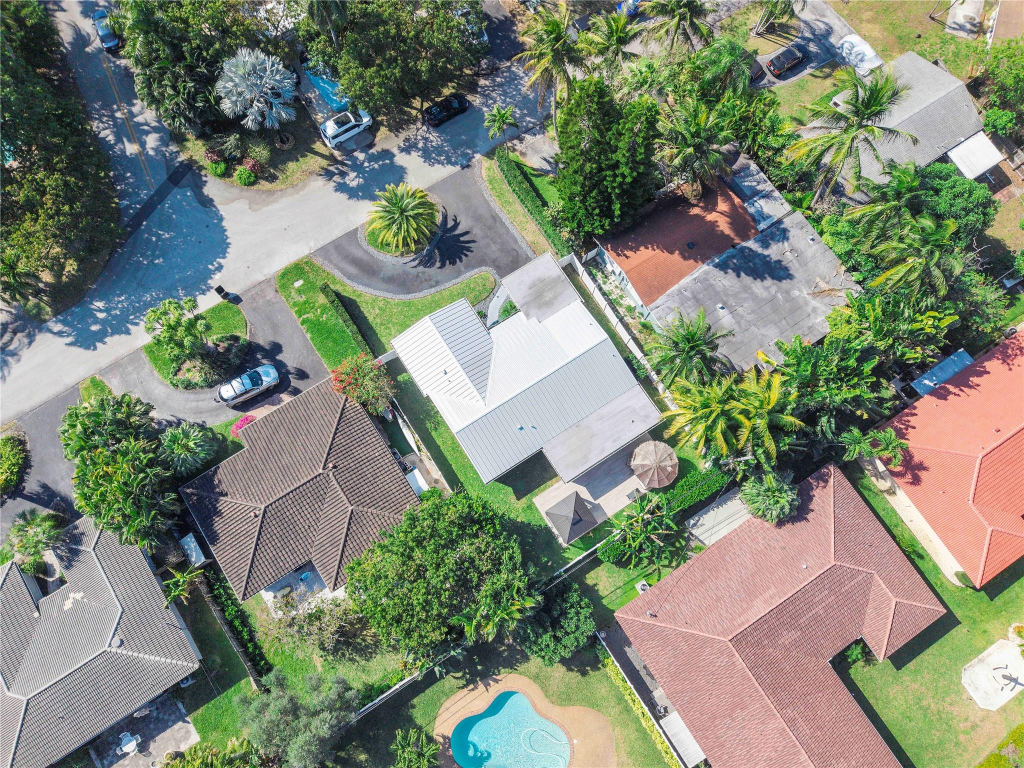 1881 Northeast 27th Street Lighthouse Point, FL 33064 - Photo 33 of 36 Photo 33