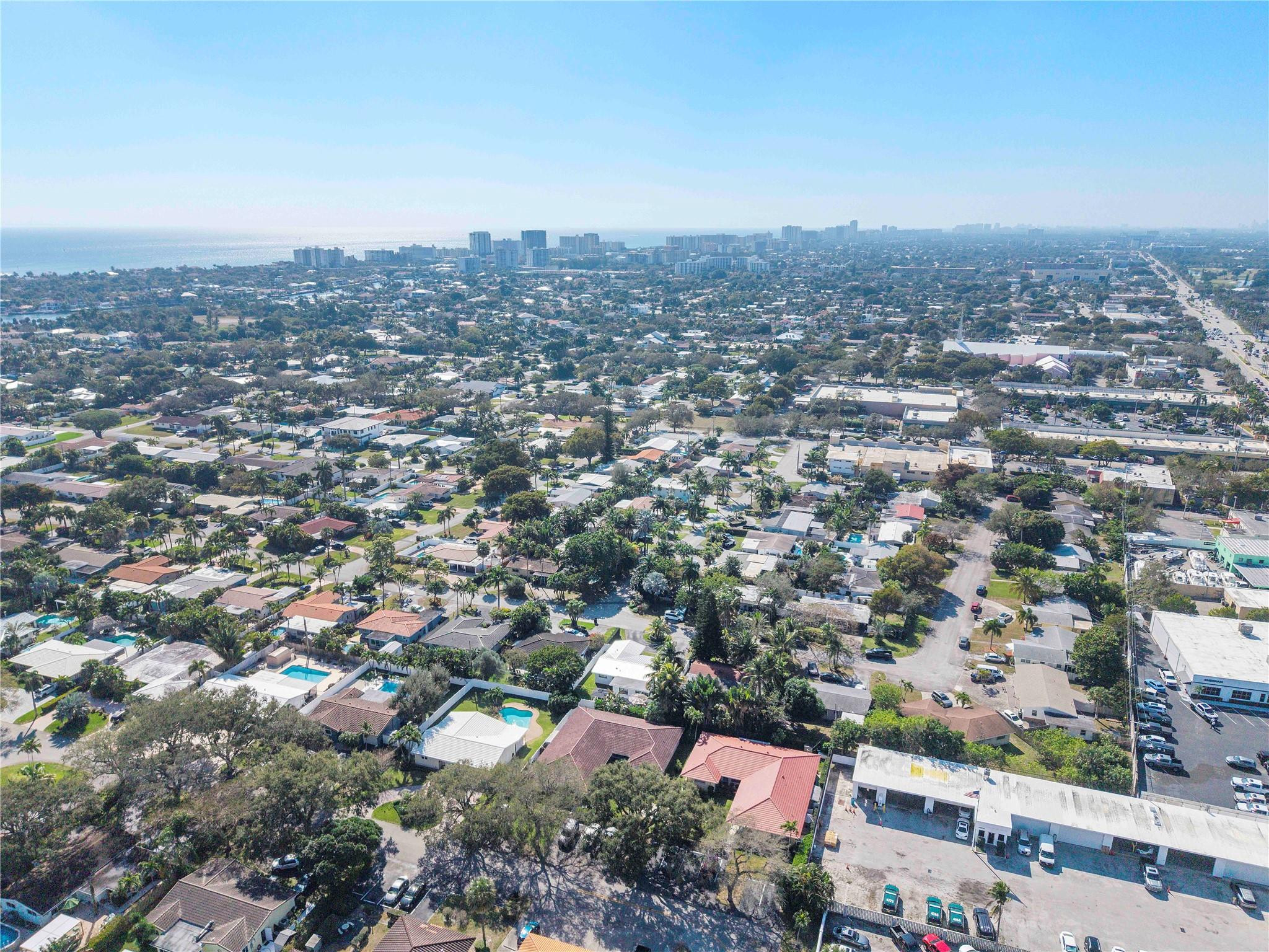 1881 Northeast 27th Street Lighthouse Point, FL 33064 - Photo 35 of 36 Photo 35