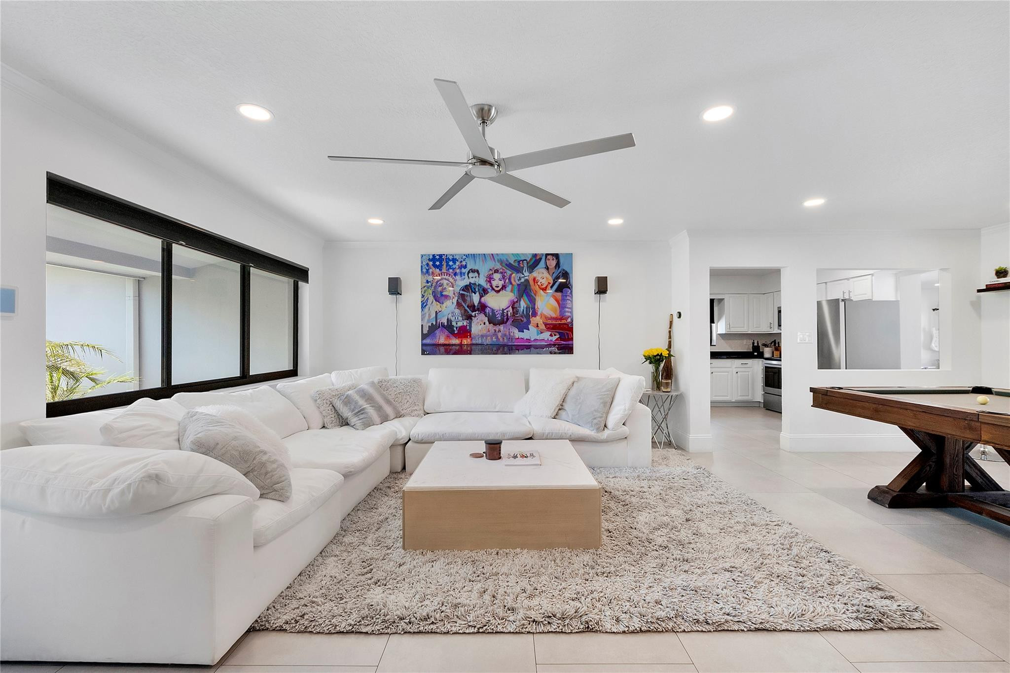 1881 Northeast 27th Street Lighthouse Point, FL 33064 - Photo 5 of 36 Photo 5