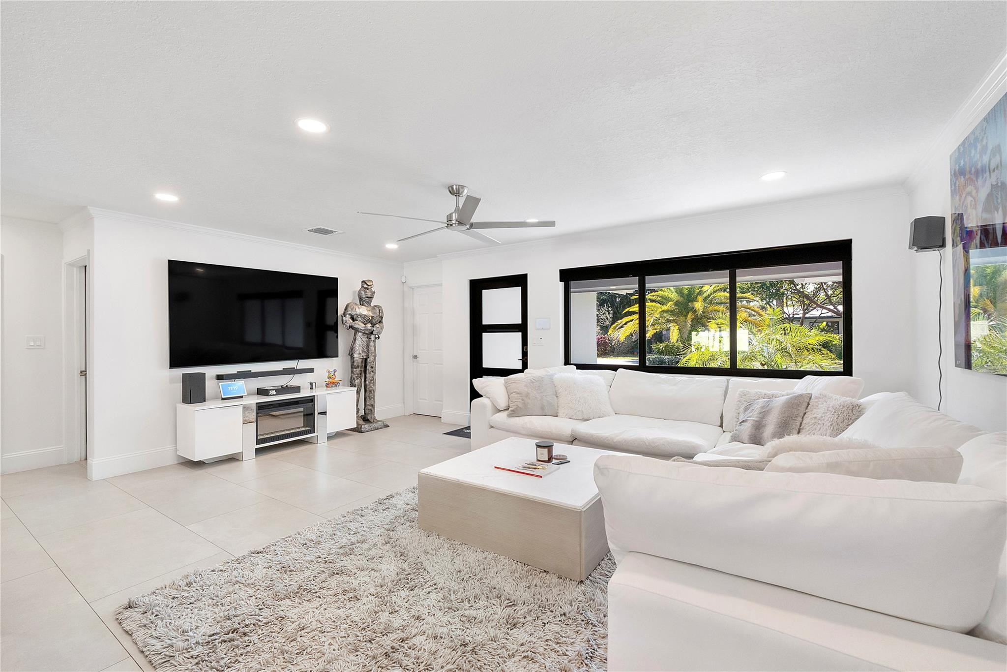 1881 Northeast 27th Street Lighthouse Point, FL 33064 - Photo 7 of 36 Photo 7