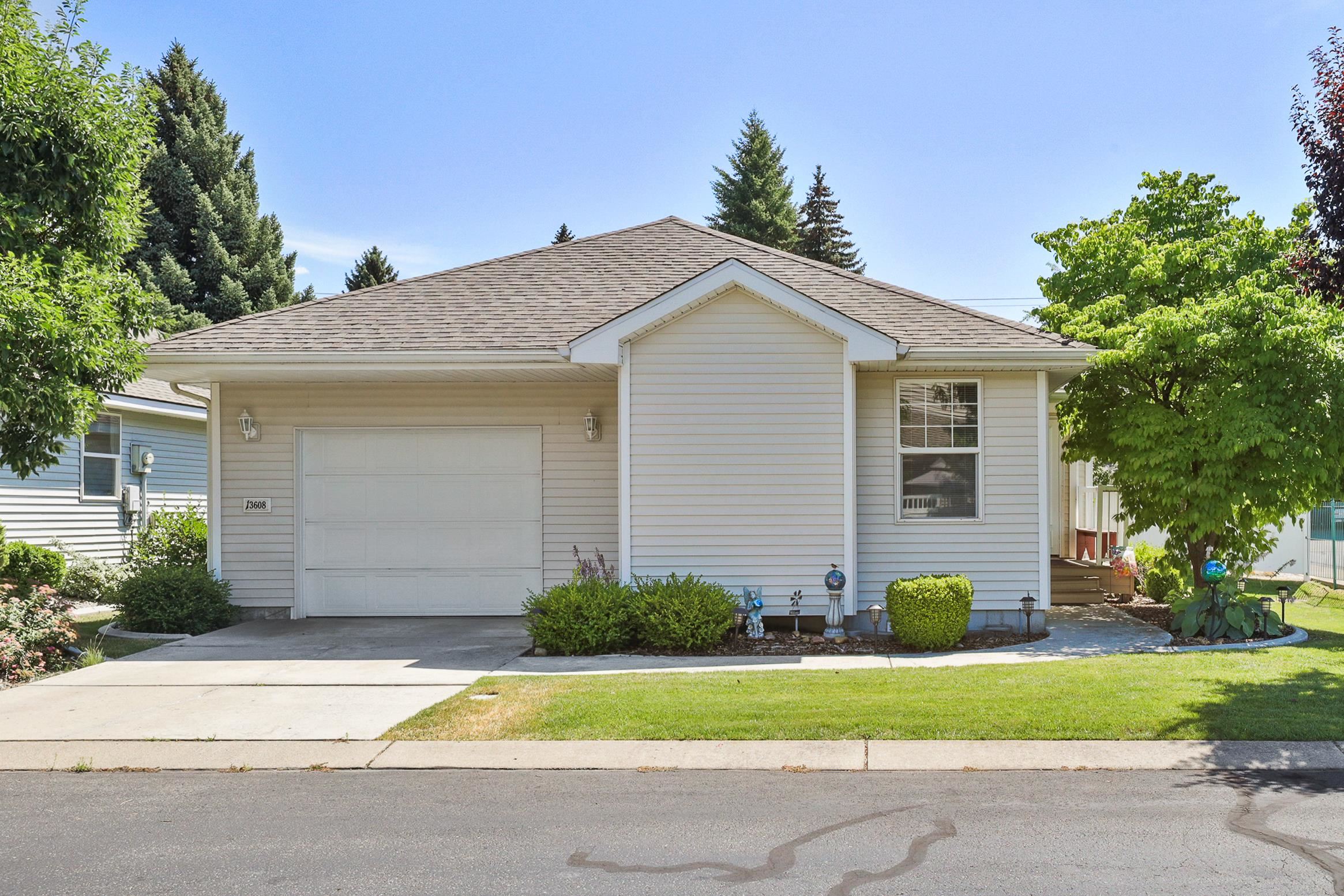 13608 East 15th Lane Spokane Valley, WA 99216 - Photo 3 of 26