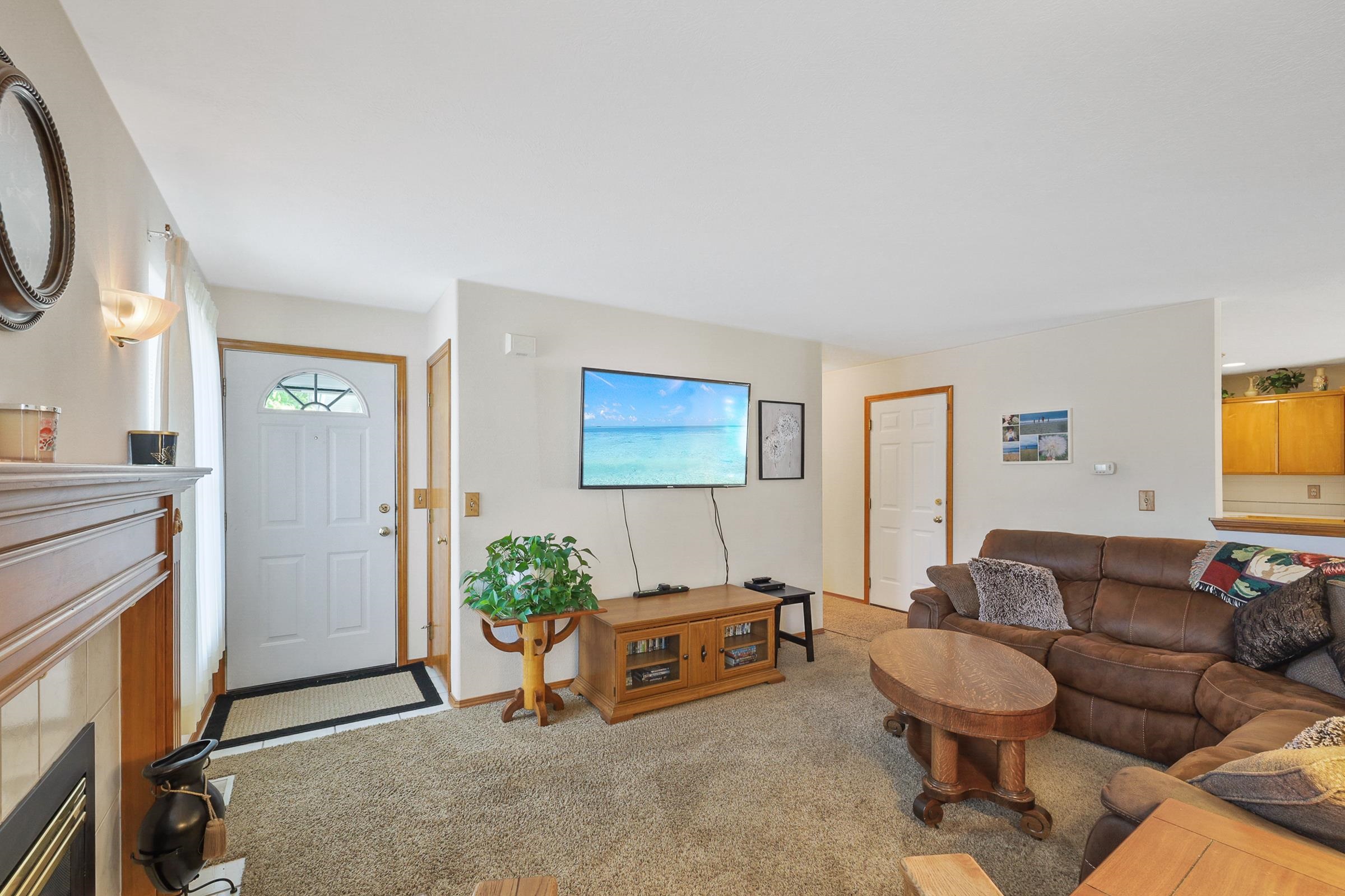 13608 East 15th Lane Spokane Valley, WA 99216 - Photo 5 of 26