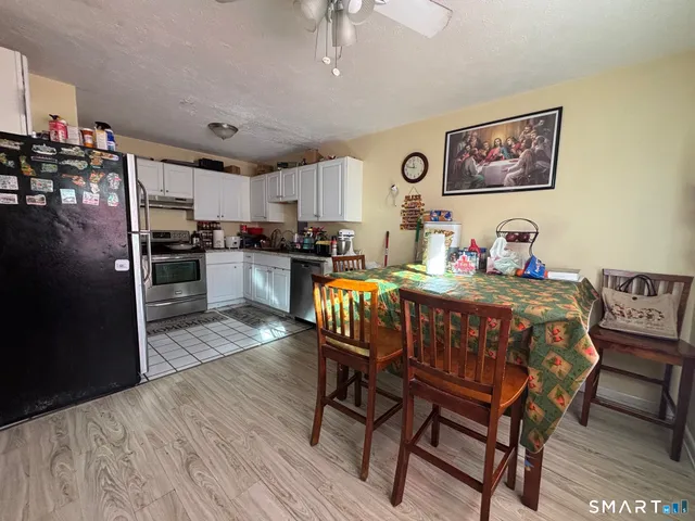 $999,000 | 6 Irving Place, Danbury, CT 06810