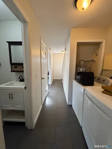 $999,000 | 6 Irving Place, Danbury, CT 06810