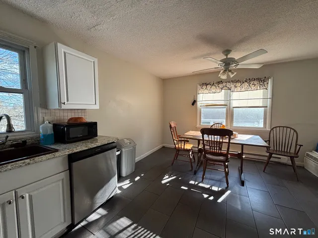 $999,000 | 6 Irving Place, Danbury, CT 06810