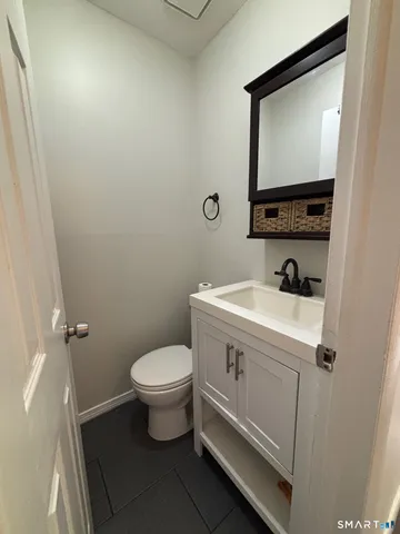 $999,000 | 6 Irving Place, Danbury, CT 06810