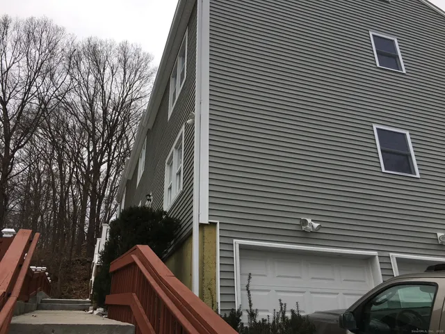 $999,000 | 6 Irving Place, Danbury, CT 06810