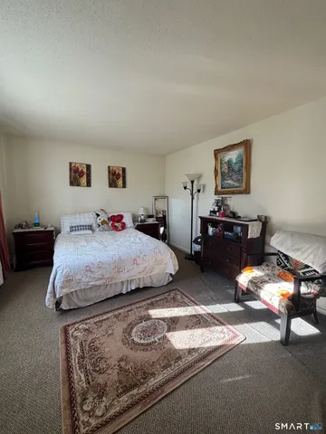 $999,000 | 6 Irving Place, Danbury, CT 06810