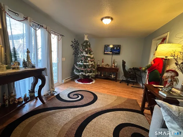 $999,000 | 6 Irving Place, Danbury, CT 06810