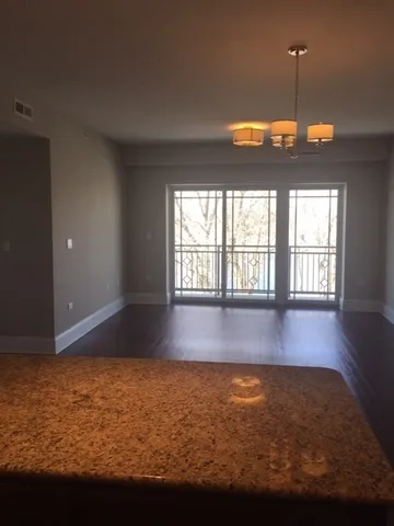 $2,200 | 728 North Diamond Lake Road, Unit 409, Mundelein, IL 60060