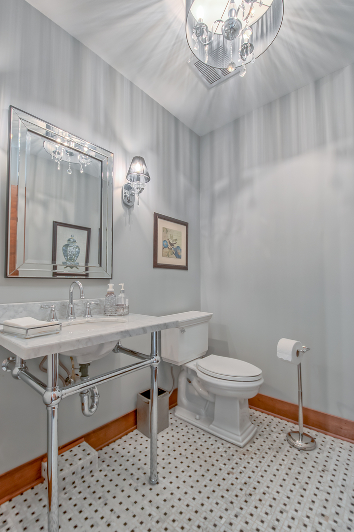 200 Fulton Street West Chicago, IL 60185 - Photo 21 of 38