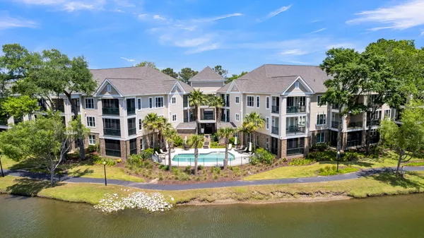 $897,000 | 1479 Long Grove Drive, Unit 208, Mount Pleasant, SC 29464