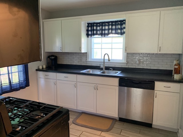 609 North 11th Street Rochelle, IL 61068 - Photo 11 of 23