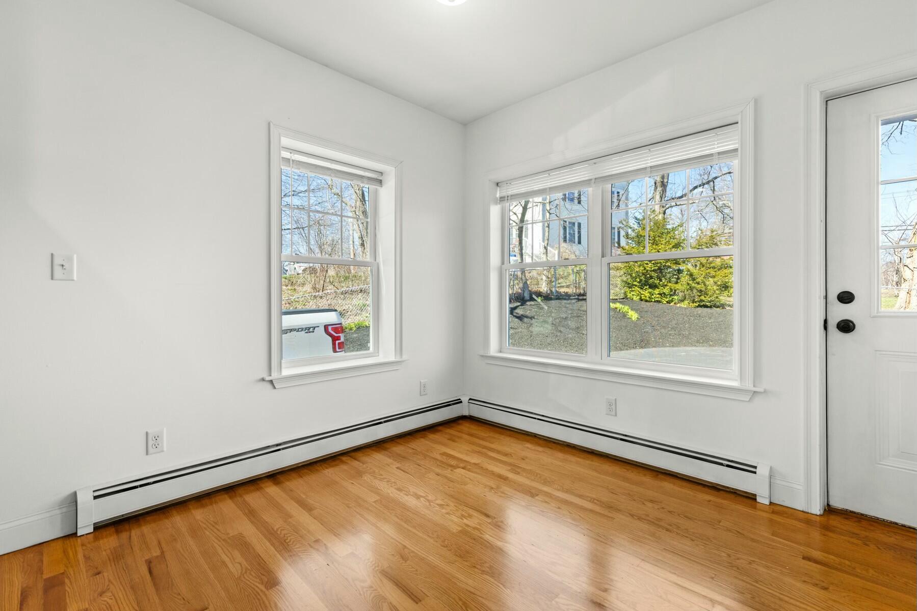 4 Stimson Street Kittery, ME 03904 - Photo 7 of 45 tempImageEkdWJa