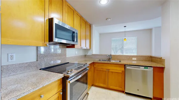 $4,500 | 520 Lunalilo Home Road, Unit 2408, Honolulu, HI 96825
