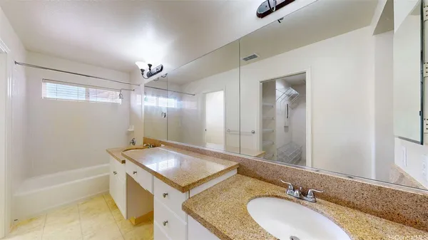 $4,500 | 520 Lunalilo Home Road, Unit 2408, Honolulu, HI 96825