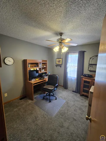 $140,000 | 1934 Northeast Jefferson Street, Topeka, KS 66608