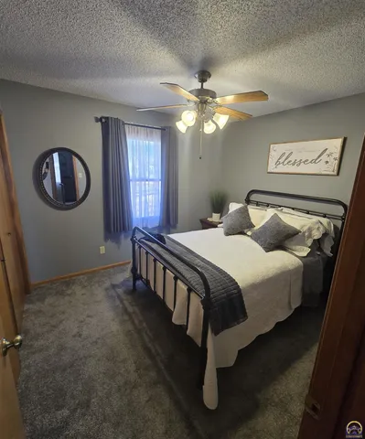 $140,000 | 1934 Northeast Jefferson Street, Topeka, KS 66608