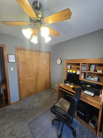 $140,000 | 1934 Northeast Jefferson Street, Topeka, KS 66608