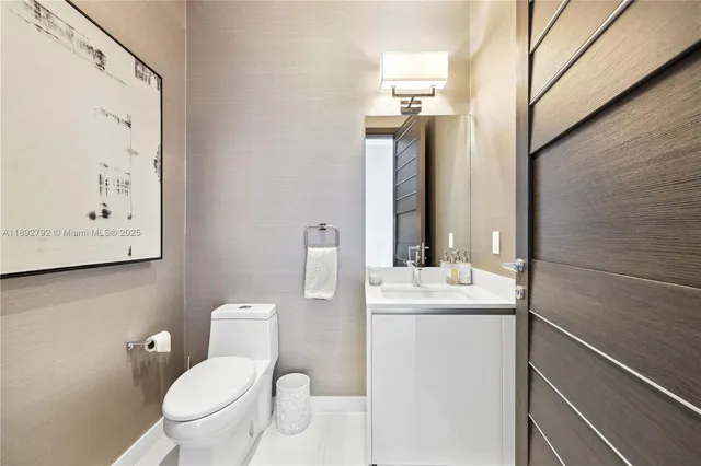 $11,100,000 | 2200 North Ocean Boulevard, Unit S2301, Fort Lauderdale, FL 33305