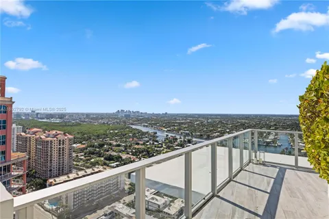 $11,100,000 | 2200 North Ocean Boulevard, Unit S2301, Fort Lauderdale, FL 33305