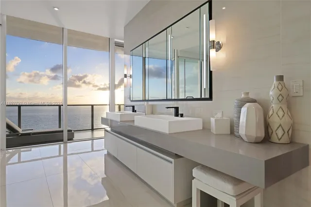 $11,100,000 | 2200 North Ocean Boulevard, Unit S2301, Fort Lauderdale, FL 33305