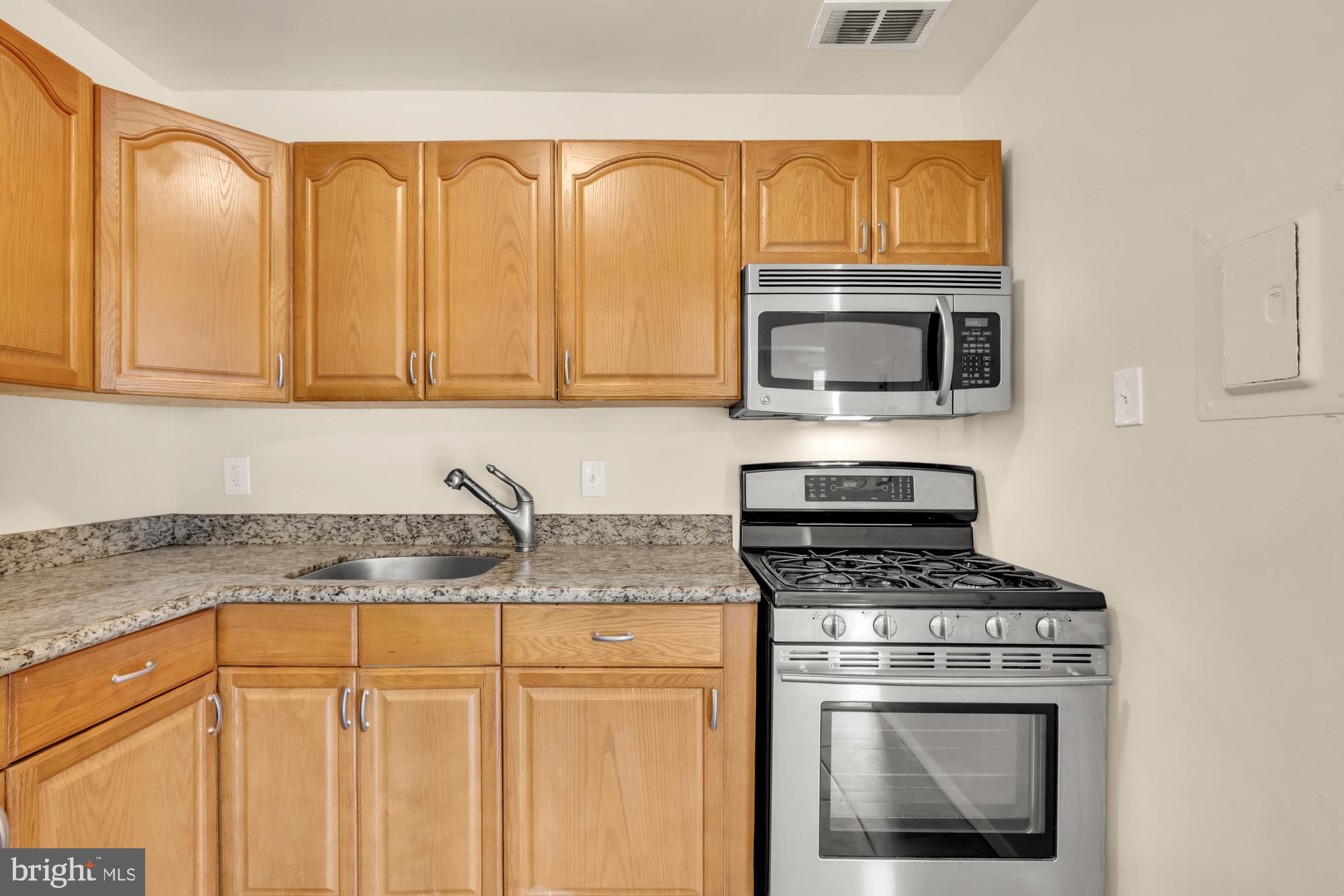 7056 Eastern Avenue Northwest, Unit 107 Washington, DC 20012 - Photo 17 of 36