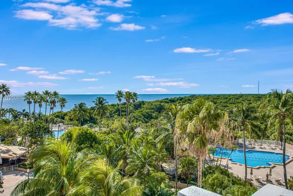 $7,900 | 1121 Crandon Boulevard, Unit F601, Key Biscayne, FL 33149