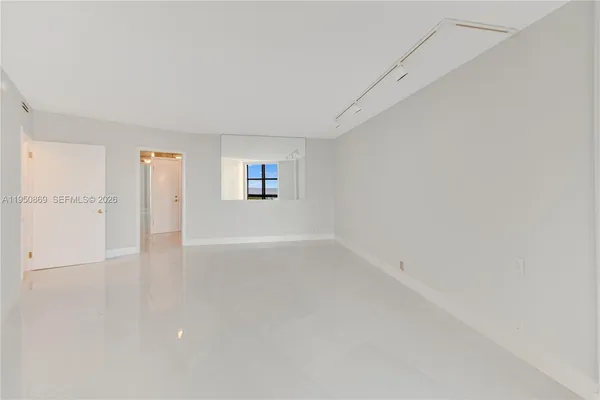 $7,900 | 1121 Crandon Boulevard, Unit F601, Key Biscayne, FL 33149