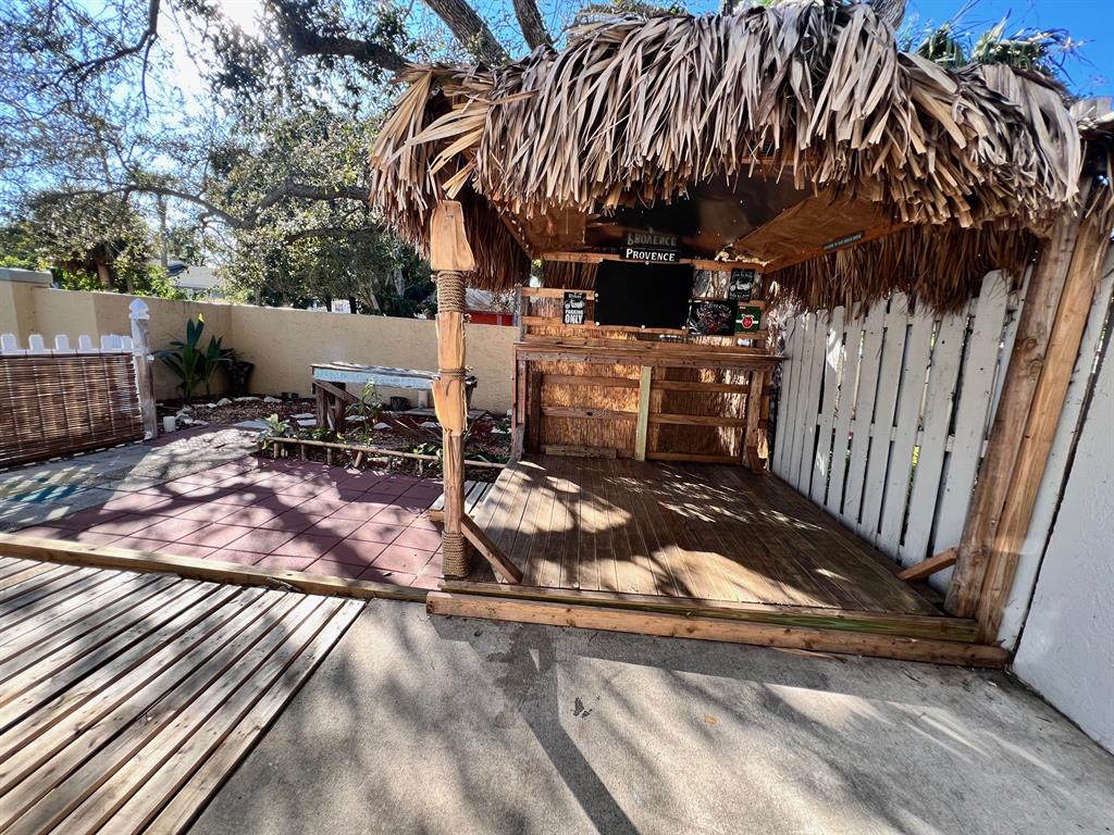 2002 South 10th Street, Unit D Fort Pierce, FL 34950 - Photo 3 of 8