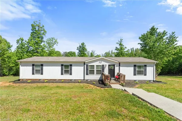 $325,000 | 215 Lester Price Road, Stoneville, NC 27048