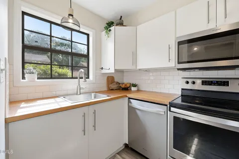 $315,000 | 105 Fidelity Street, Unit B4, Carrboro, NC 27510