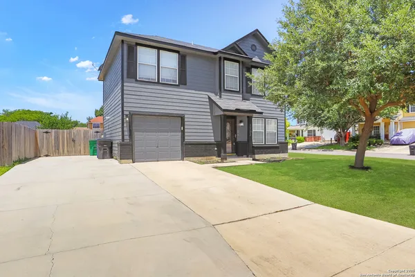 $1,800 | 1703 Desert Willow, San Antonio, TX 78227