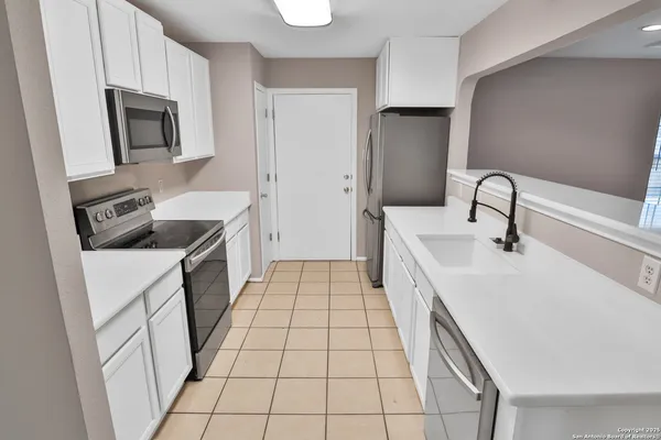 $1,800 | 1703 Desert Willow, San Antonio, TX 78227