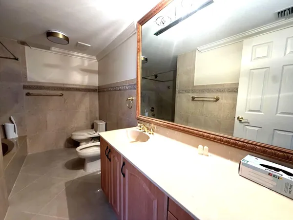 $3,450 | 21085 Northeast 34th Avenue, Unit 4041, Aventura, FL 33180