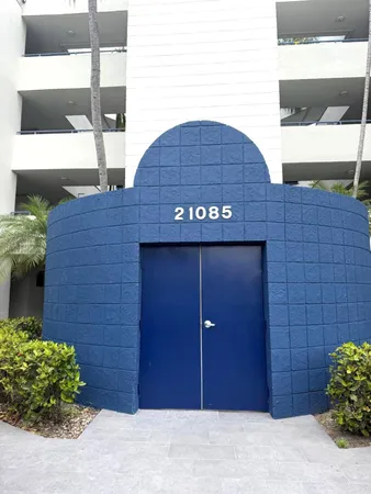 $3,450 | 21085 Northeast 34th Avenue, Unit 4041, Aventura, FL 33180