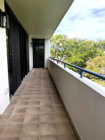 $3,450 | 21085 Northeast 34th Avenue, Unit 4041, Aventura, FL 33180