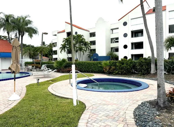 $3,450 | 21085 Northeast 34th Avenue, Unit 4041, Aventura, FL 33180