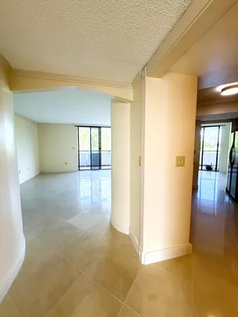 $3,450 | 21085 Northeast 34th Avenue, Unit 4041, Aventura, FL 33180